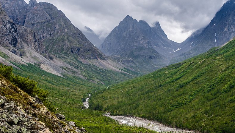 долина Среднего Сакукана