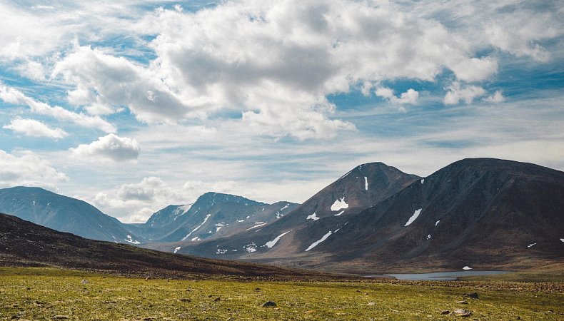 Пик Харутский