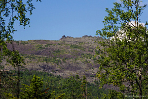 Скальные останцы на вершине горы Второй Бугор