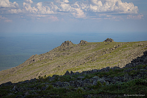 Сухогорский камень, вид с вершины