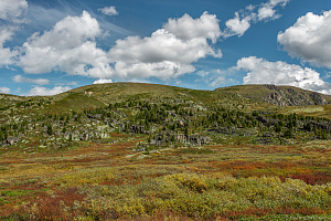 Вид на хребет, откуда пришли
